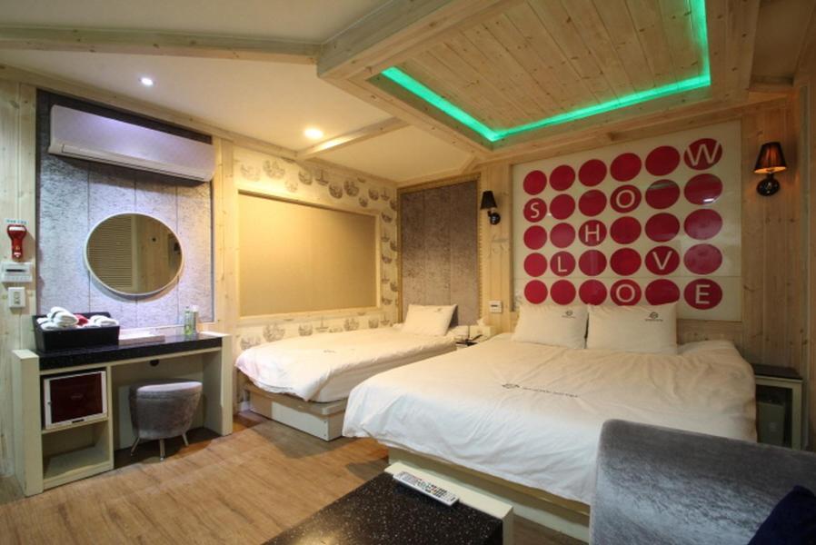 Show Hotel Haeundae Busan Bagian luar foto